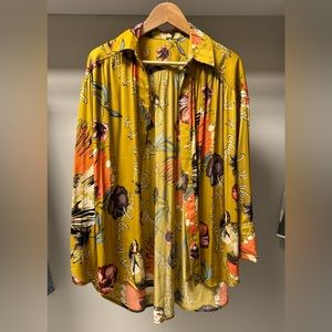 Free people oversized shirt size small